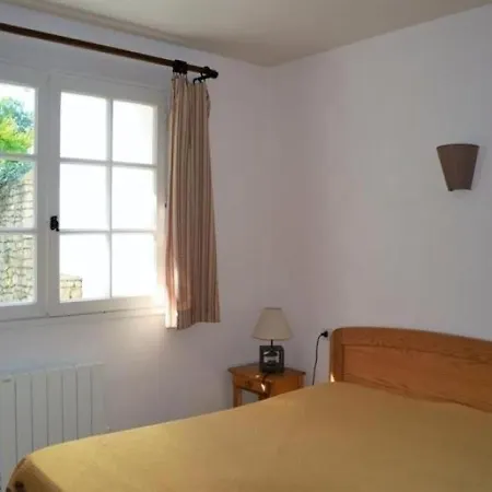 House 9 Personnes Maison De Personnes A L'epine Sur Noirmoutier Pour 8 Personnes. Ferienhaus *