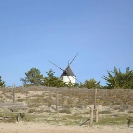 Ferienhaus House 9 Personnes Maison De Personnes A L'epine Sur Noirmoutier Pour 8 Personnes. *