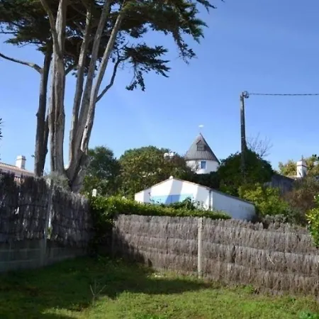 House 9 Personnes Maison De Personnes A L'epine Sur Noirmoutier Pour 8 Personnes. Ferienhaus
