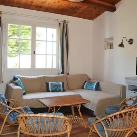 House 9 Personnes Maison De Personnes A L'epine Sur Noirmoutier Pour 8 Personnes. Ferienhaus